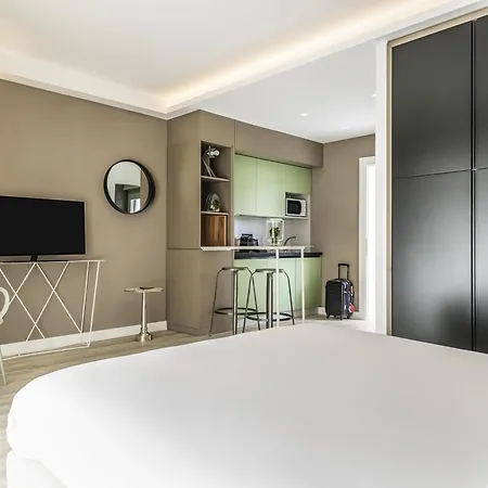 Adagio Vatican Aparthotel 4*
