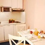 מלון דירות Adagio Vatican 4*